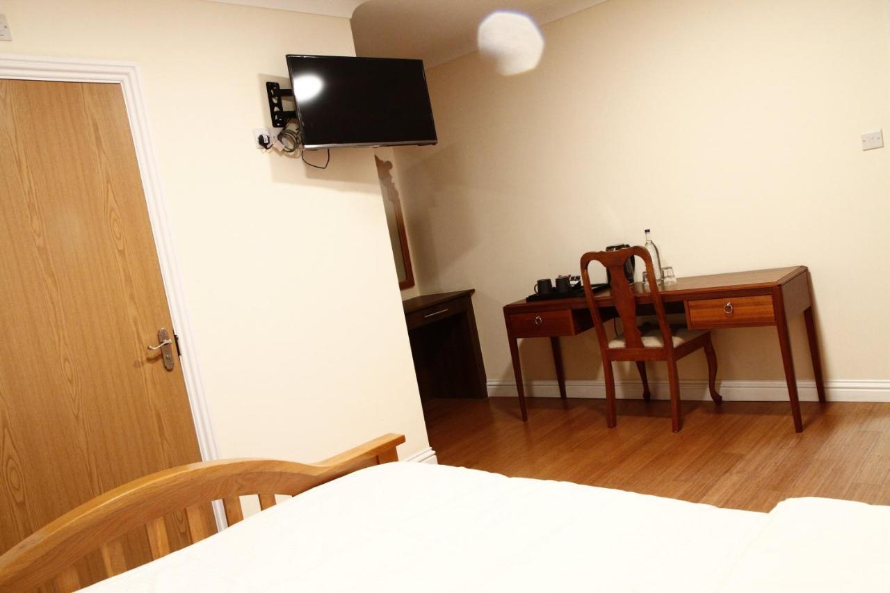 Bed and Breakfast The Bell And Bottle à Maidenhead Extérieur photo